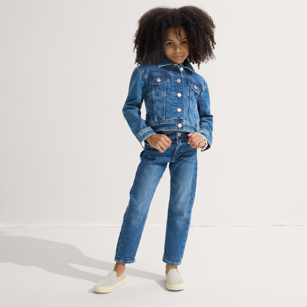 model | Alternate view of a model wearing The Kids Sneaker in Diamond Twill.