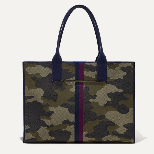 PLP |The Classic Tote in Spruce Camo, shown from the front.