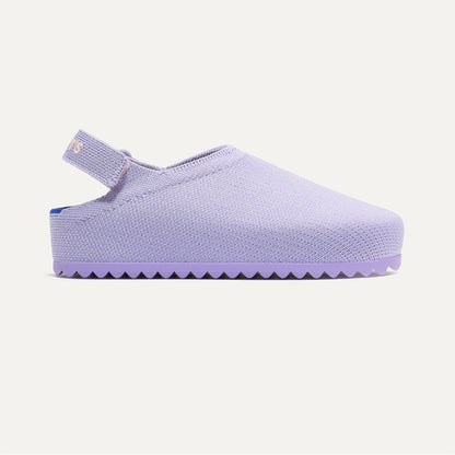 side | The Kids Clog in Soft Orchid shown from the side.