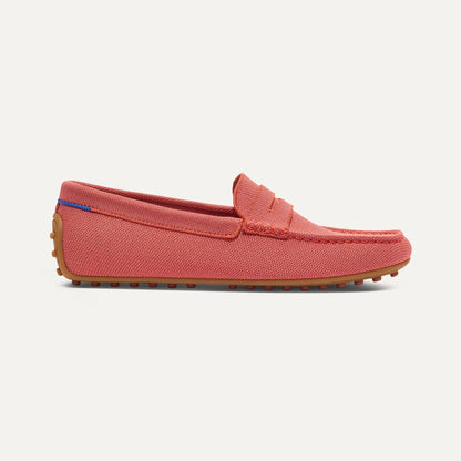 side | The Men's Daily Driver in Cayenne shown from the side.