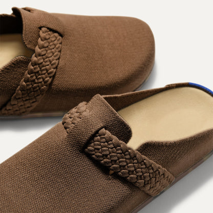 Close up of the braid detail across the top of The Braid Clog in Acorn.